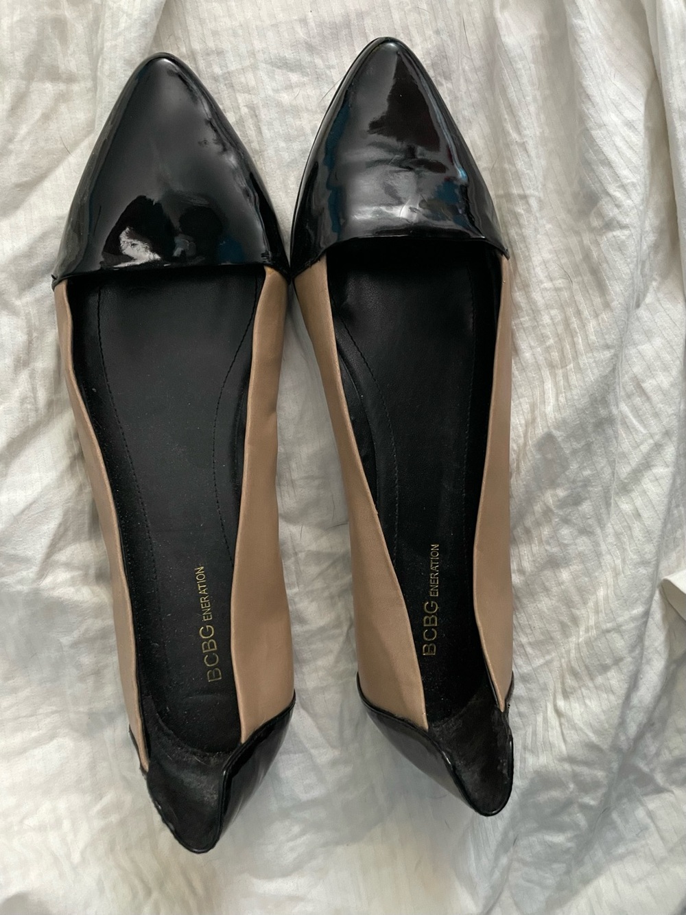 BCBGeneration Black Patent and Tan Pointed Toe Flats